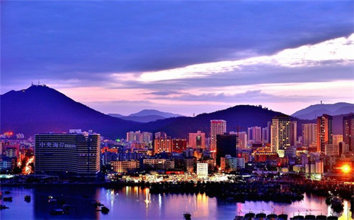 在宜宾县适合90后的奶茶加盟品牌有哪些，伦家茶铺2026年还能在宜宾县加盟吗