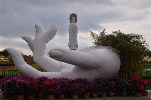 伯爵伦咖啡一年盈利多少